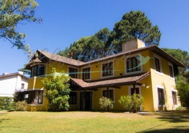 CASA EN ALQUILER - PINAMAR