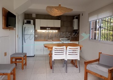 DEPARTAMENTO TIPO DUPLEX EN VENTA - CUATRO AMBIENTES - VALERIA DEL MAR