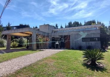 CASA EN VENTA - COSTA ESMERALDA 