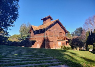 CASA EN VENTA - PINAMAR CENTRO